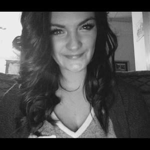 Meet your Posher, Chloe